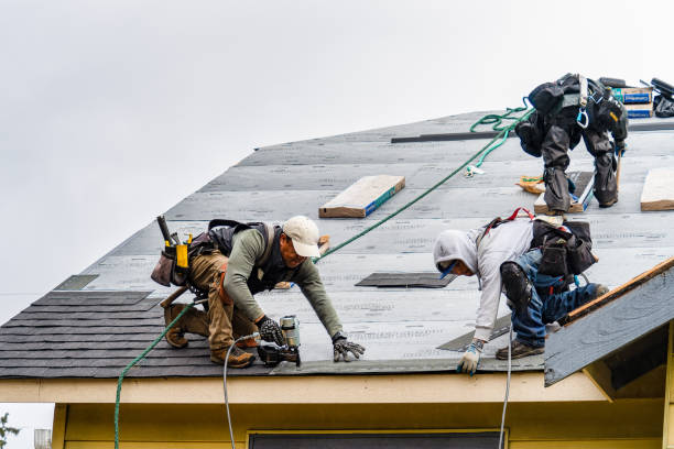 Professional Gutter Installation technician working in Covina, CA